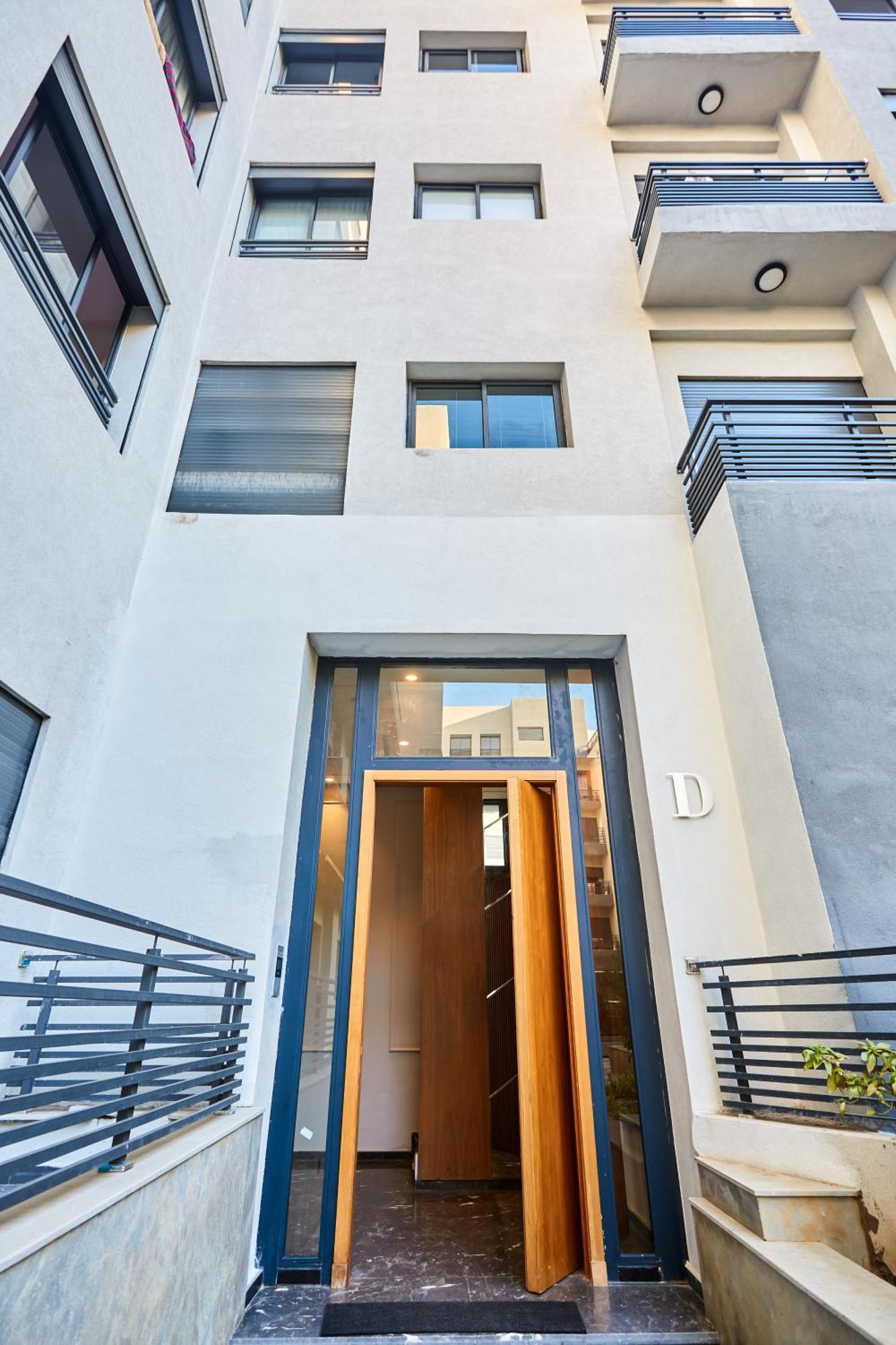 Appartamento Sleek And Modern 2-Bed Unit In Downtown Casa Casablanca Esterno foto