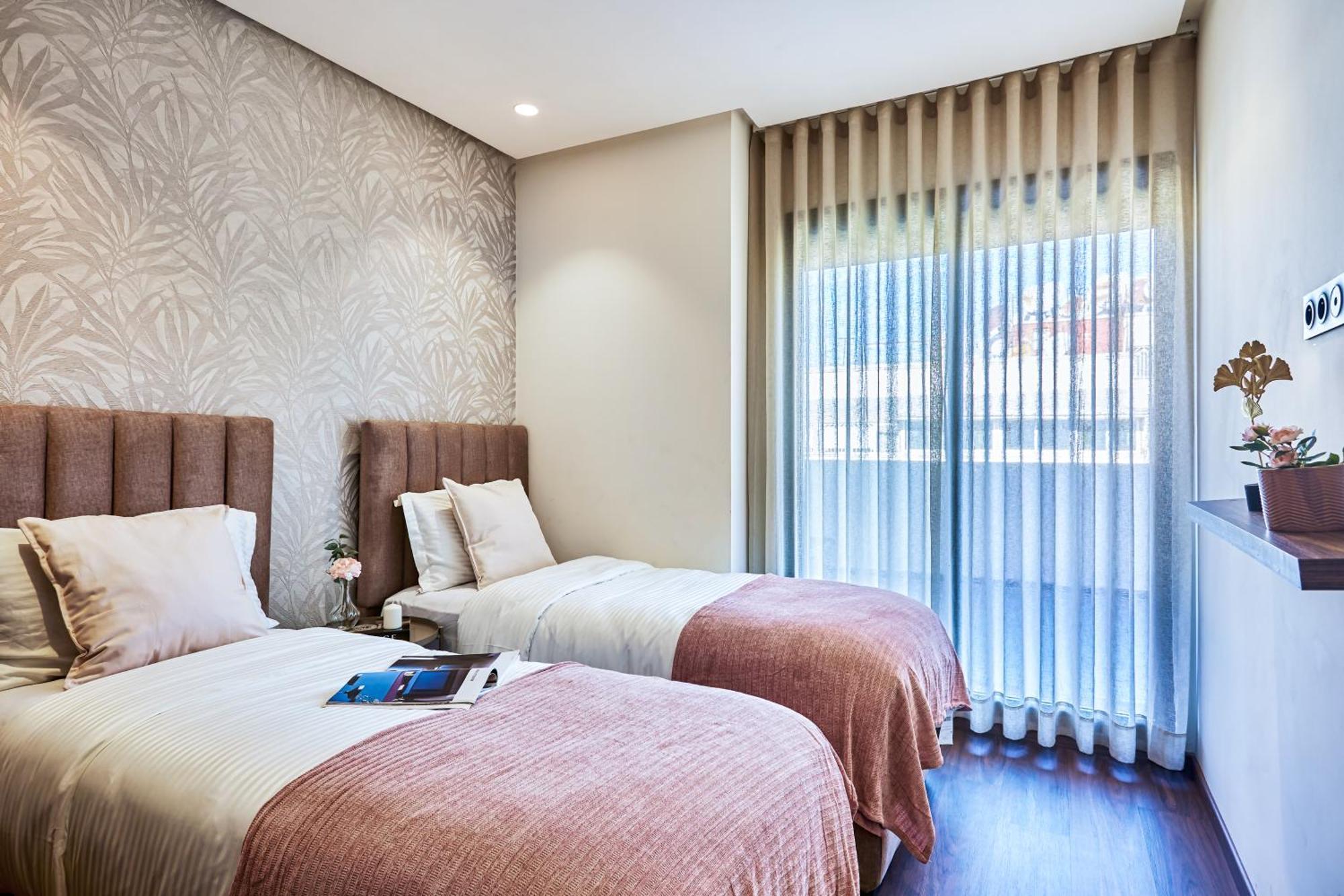 Appartamento Sleek And Modern 2-Bed Unit In Downtown Casa Casablanca Esterno foto