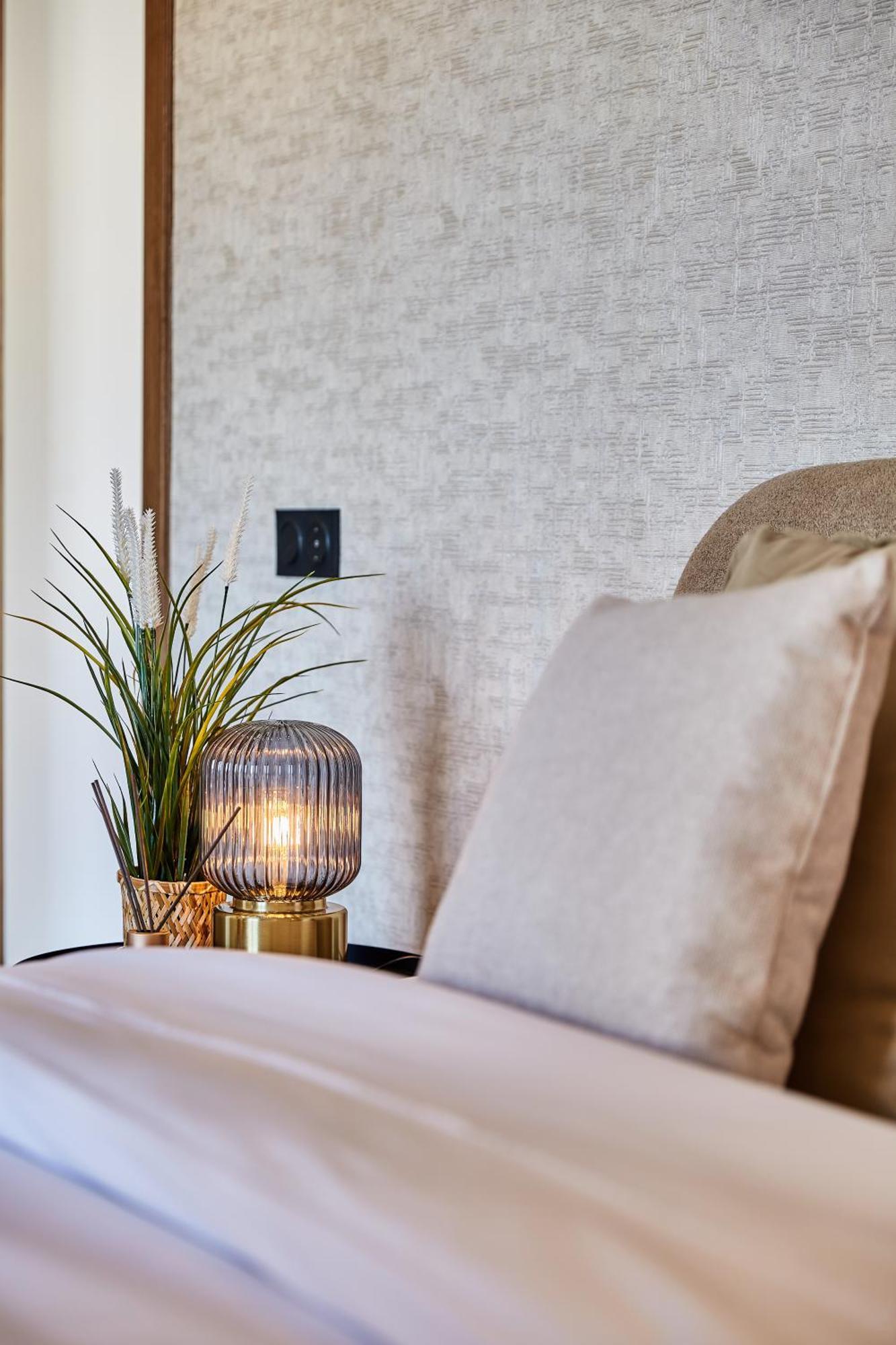 Appartamento Sleek And Modern 2-Bed Unit In Downtown Casa Casablanca Esterno foto